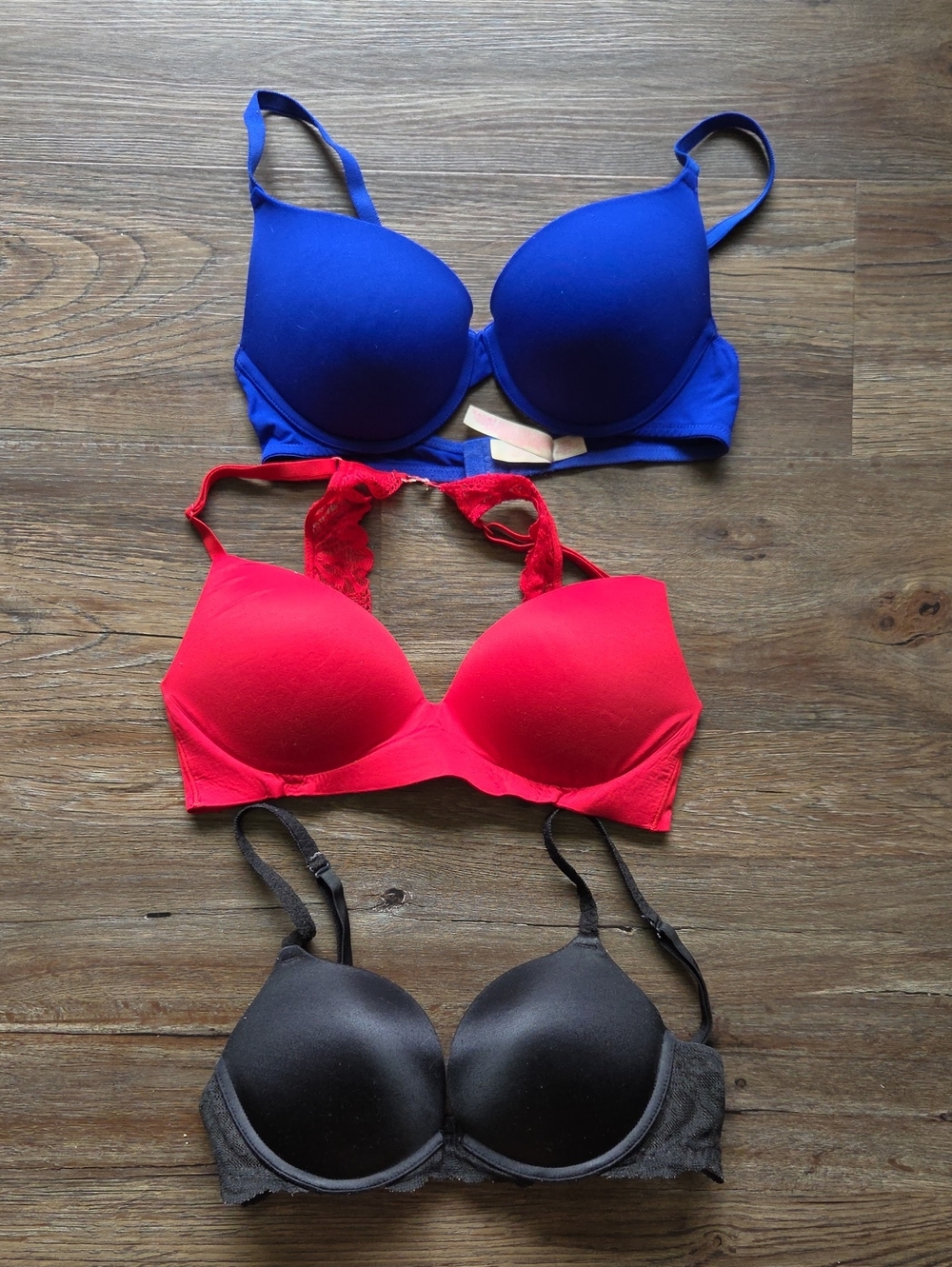Victorias Secret Red Black And Blue Bra Lot Padded 34c